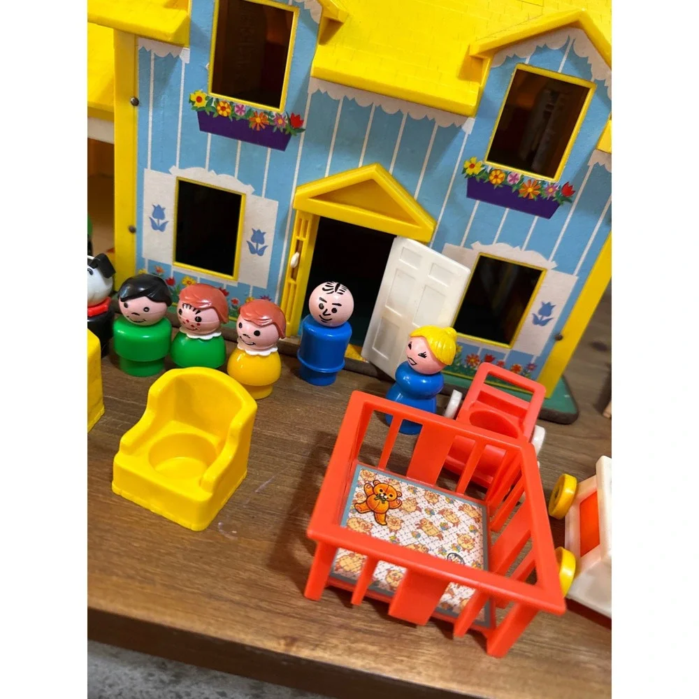 Vintage Fisher-Price Little People Play Family House 952 Blue Yellow 1970s Set
